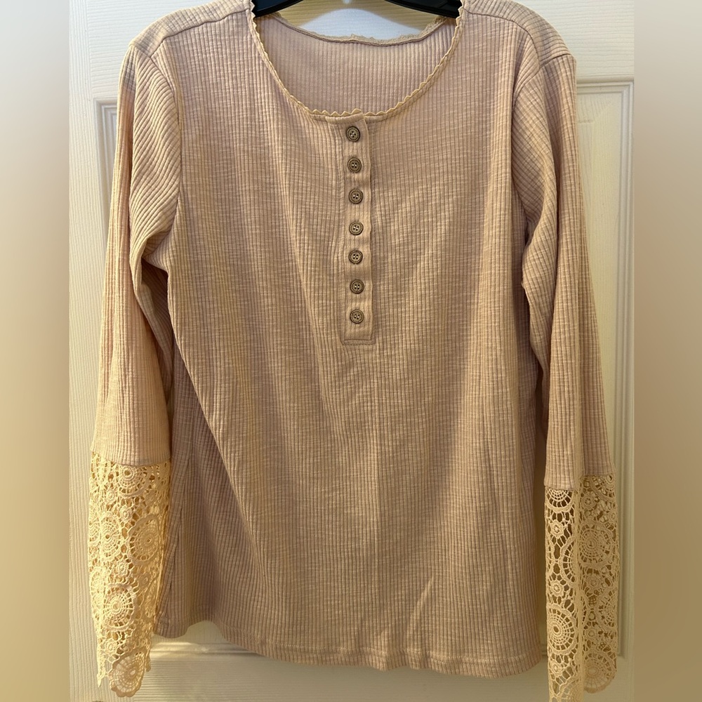 🔴Tan Long sleeve ribbed top